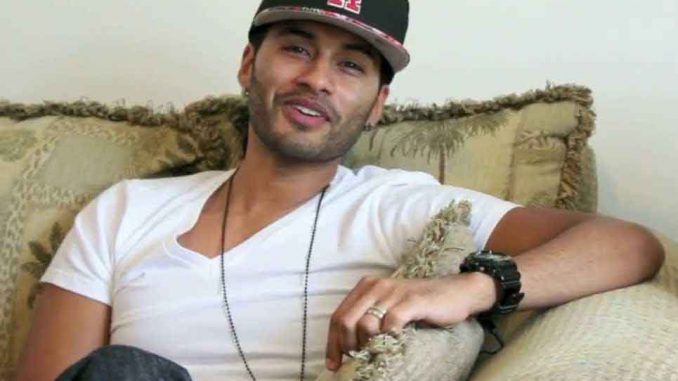 Manwell Reyes - biography with personal life, married and affair