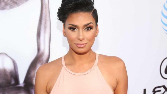 Laura-Govan-photos-Bio-Net-worth-Height-Boyfriend-Body-Affair-Married-Ethnicity Laura Govan