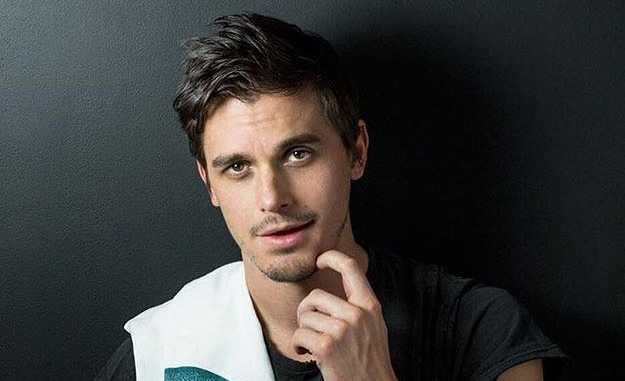 Antoni-Porowski-Photo Antoni Porowski