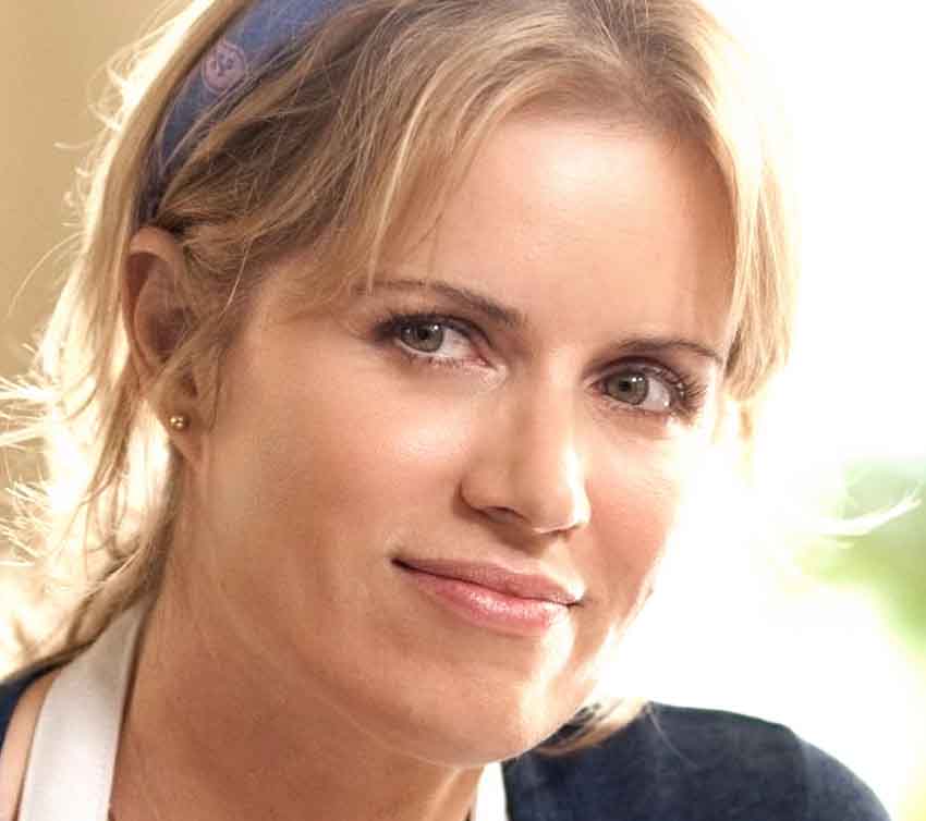 Kim Dickens