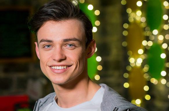 Thomas Doherty Bio, Net Worth, Height, Weight, Girlfriend, Affair
