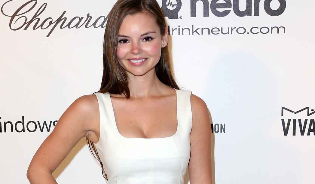 Eline Powell Bio, Net Worth, Height, Boyfriend, Body Measurements, Affair, ...