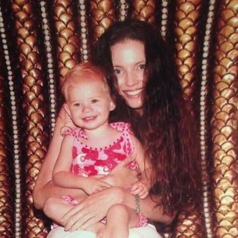 Erin Everly with her mother, Source: Instagram.