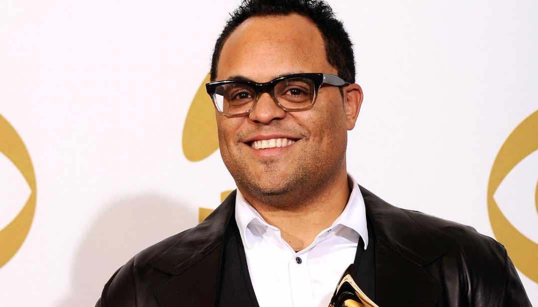 Israel Houghton