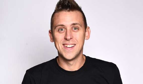 Roman Atwood Bio Net Worth Height Weight Girlfriend Affair Married Ethnicity Nationality 