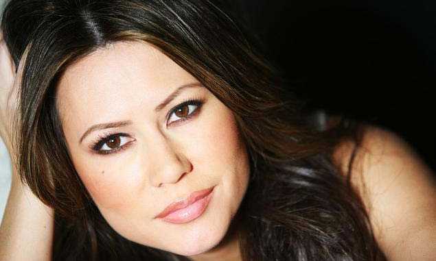 Betty-Nguyen-Net-worth-Height-Boyfriend-Body-Affair-Married-Ethnicity Betty Nguyen