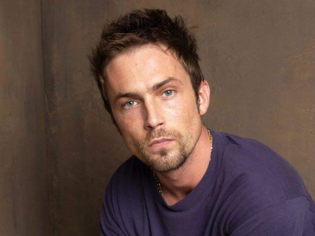 Desmond Harrington