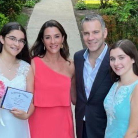 Larry Potash with his wife, Lisa and daughters in a family photo