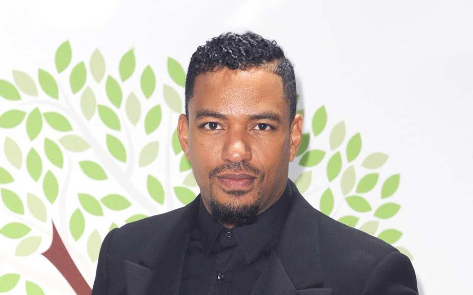 Laz Alonso Age, Height, Parents, Wife, Movies and Net Worth.