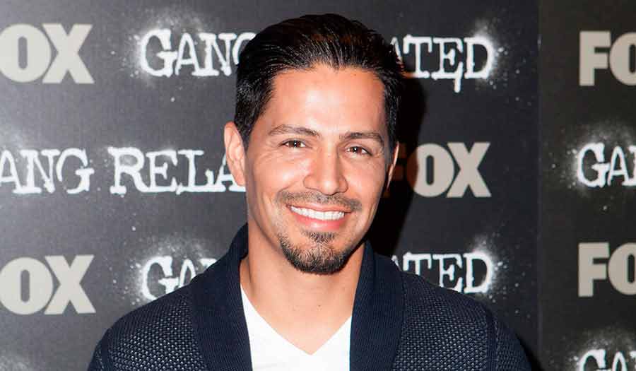 Jay Hernandez