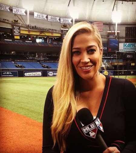 Meredith Marakovits Bio, Family, College, Husband & Net Worth