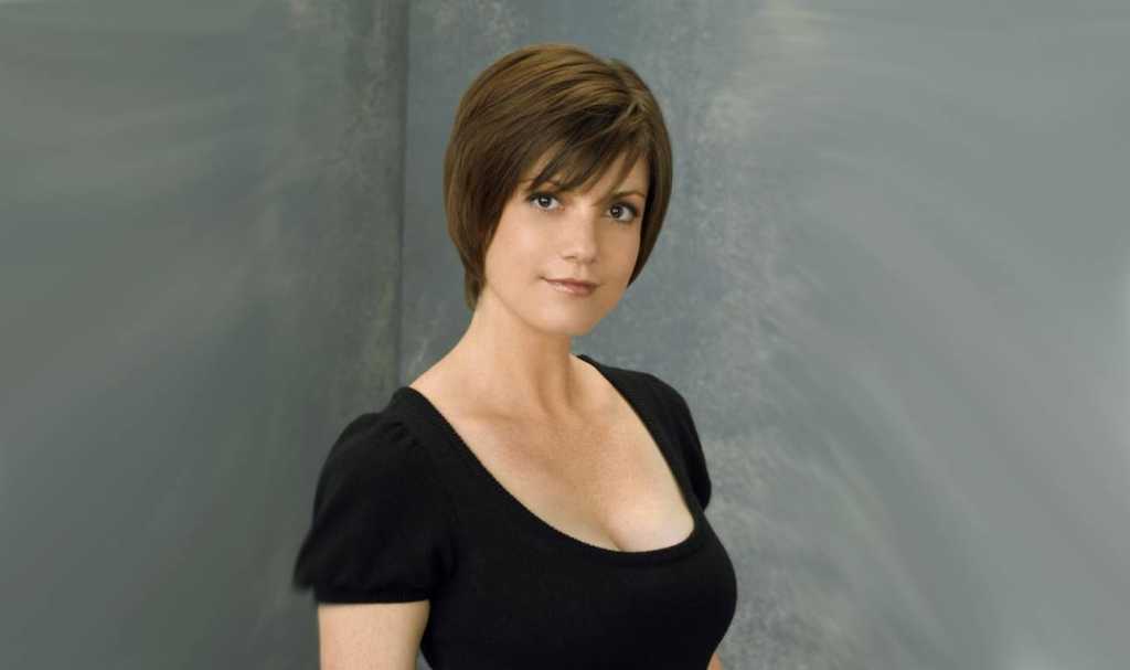 Did Zoe Mclellan Get Plastic Surgery Body Measurements And More