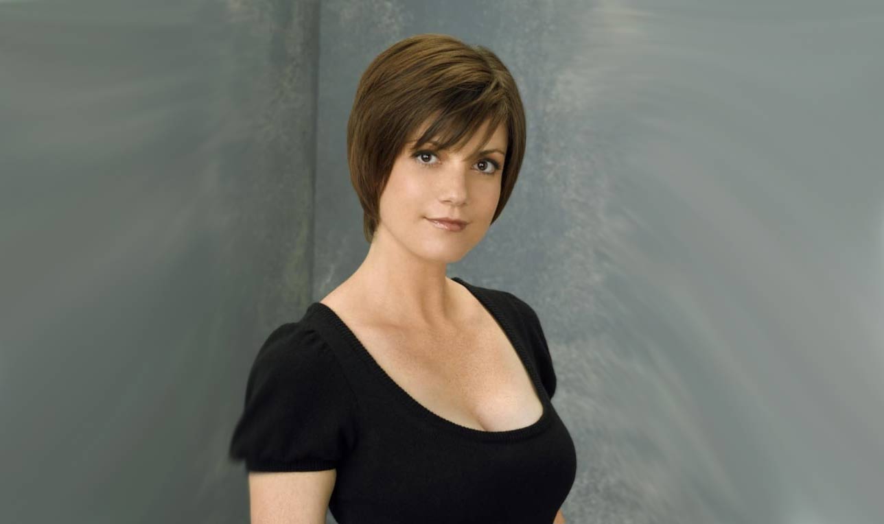 Zoe McLellan