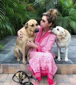 Shania Twain with her dogs