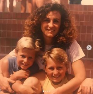 Urijah Faber with his mother and brother, Ryan in his childhood