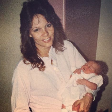 Little Brittney Atwood with her mother in her childhood