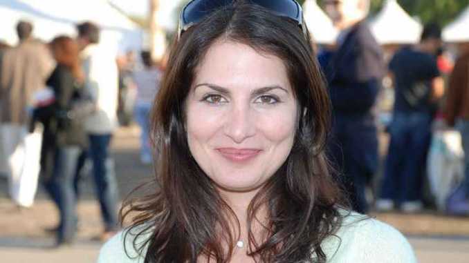 Rudi Bakhtiar Net Worth, Salary, Bio, Wiki, Married & Boyfriend Rudi Bakhtiar Net Worth, Salary, Bio, Wiki, Married & Boyfriend
