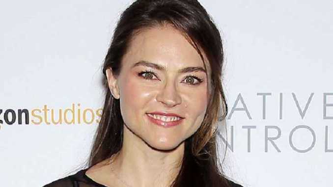 Trieste Kelly Dunn Bio, Net Worth, Height, Affairs, Boyfriend & Siblings