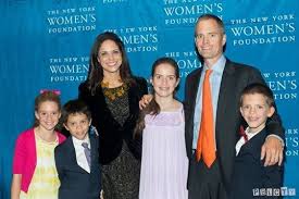 Soledad O'Brien with her husband and children