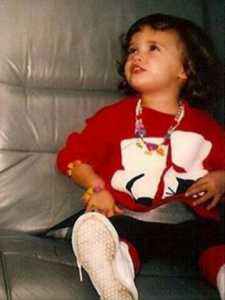 Torrey DeVitto Childhood