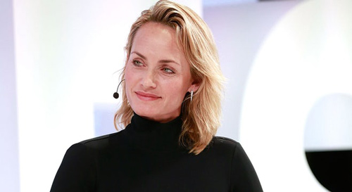 Amber Valletta