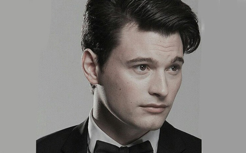 Bryan Dechart Height, Age, Wiki, Bio, Net Worth, Married, Wife & Children