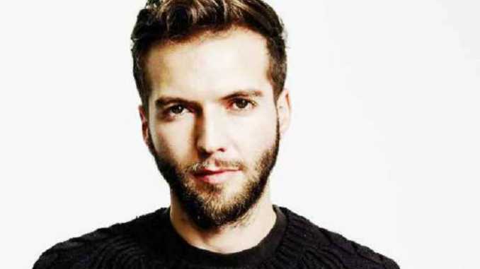 Guy Burnet Net Worth, Married, Height, Age, Wiki, Bio Guy Burnet Net Worth, Married, Height, Age, Wiki, Bio