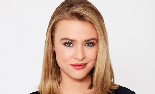 Hayley Erin Bio, Wiki, Age, Net Worth, Married, Engaged & Boyfriend