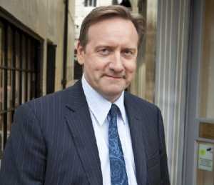 Neil Dudgeon Bio, Wiki, Net Worth, Salary, Age, Height, Wife & Married
