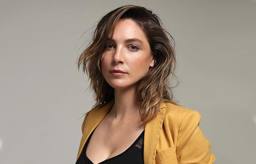 Paloma Bloyd Bio, Age, Wedding, Dating, Net Worth & Salary