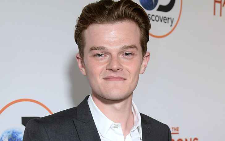 Robert Aramayo Age, Bio, Height, Net Worth & Girlfriend