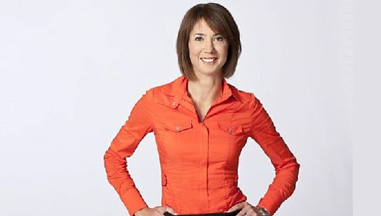 Image of sports presenter Tanya Arnold