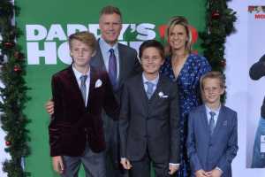 Viveca Paulin & Will Ferrell with their children