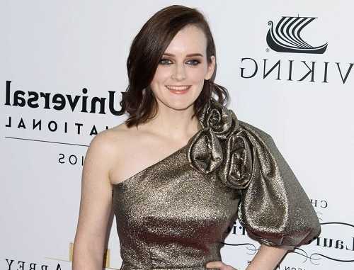 Actress Sophie Mcshera image