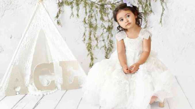 Elle McBroom. Elle McBroom Bio, Wiki, Age, Height, Boyfriend, Net Worth