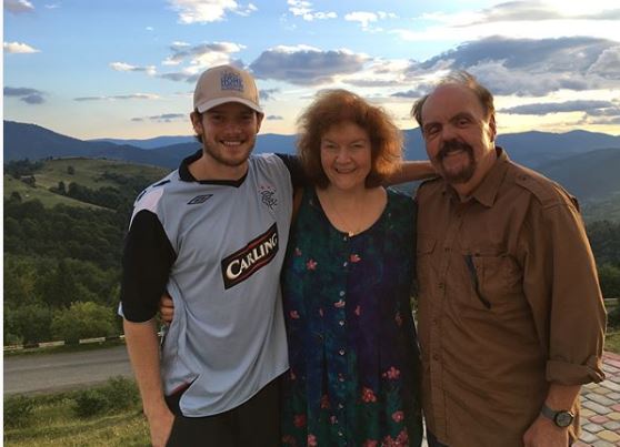 Alex MacNicoll with his father & mother 