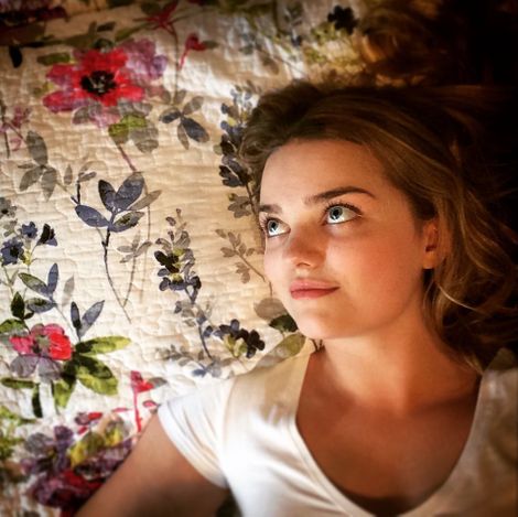 Laine MacNeil Bio, Age, Height, Movies, Boyfriend, Dating