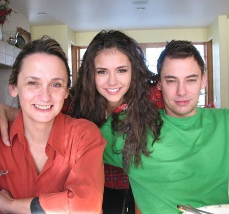 Alexander Dobrev with his mother and sister 