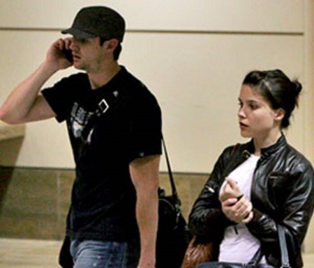 James Lafferty (left) with his girlfriend Sophia Bush (right)