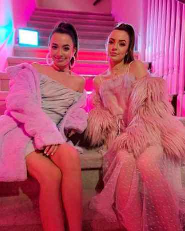 Merrell Twins Age, Boyfriends, Net Worth, Social Media