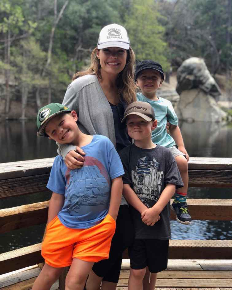 Lindsey Bennett with her husband, Eric Bennett and children