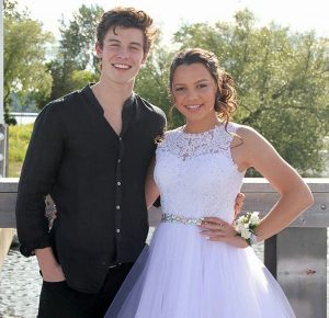 Aaliyah Mendes with her brother Shawn Mendes