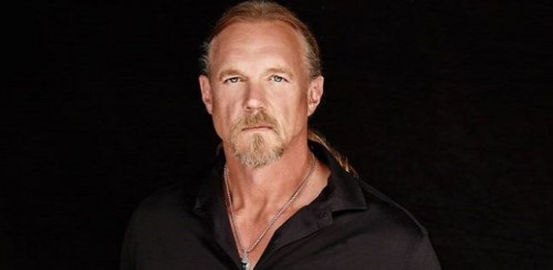 Trace Adkins Bio, Wiki, Net Worth, Salary, Age, Height, Married & Wife