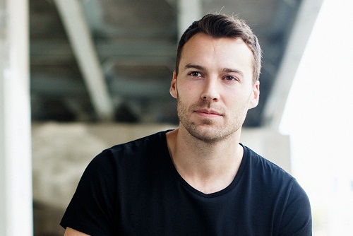 Actor Peter Mooney