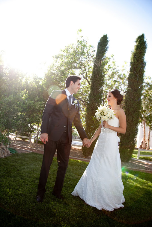 Carolina Sarassa and her husband Andres Chacom in their wedding 