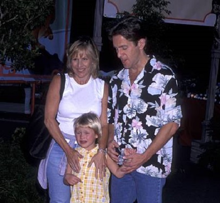 Teddi Siddall with her former spouse and daughter
