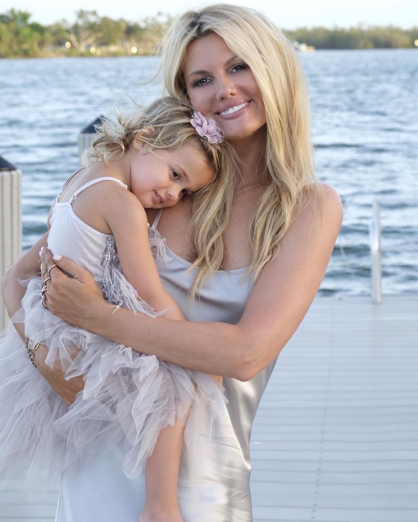 Courtney with her daughter