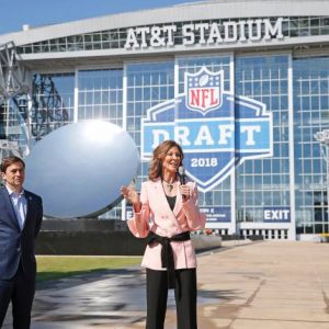 Charlotte Jones Anderson Age, Net Worth, Husband, Kids, and Career