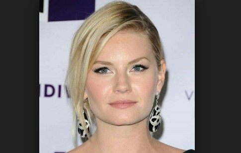 What Happened To Elisha Cuthbert? Is She Pregnant?