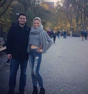 Image: Carley Shimkus & Peter Buchignani enjying their Vacation